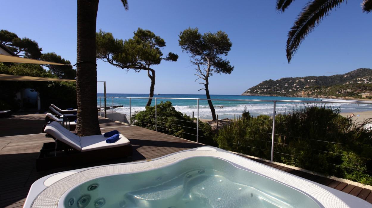 cap vermell beach hotel majorca