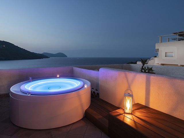 Master terrace sea view with Jacuzzi